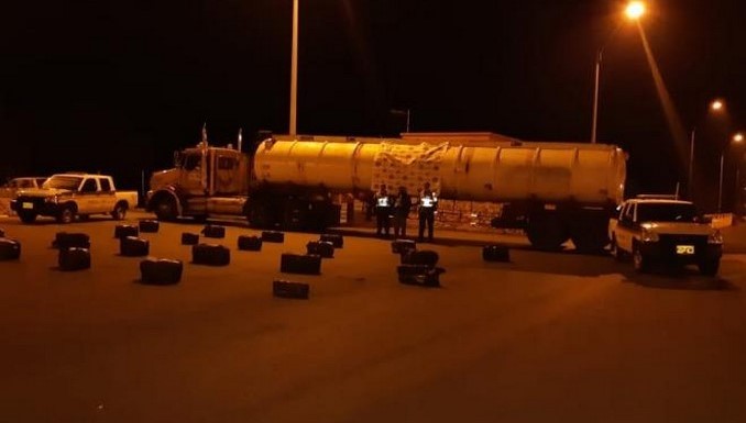 En un camión cisterna transportaban 334 kilos de marihuana en una vía del Valle del Cauca