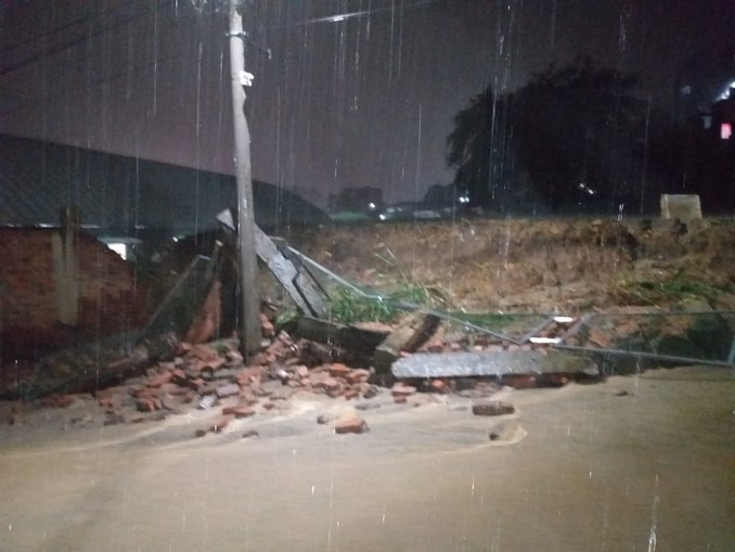 La emergencia en San Gil por cuenta de las fuertes lluvias. Un menor de 7 años murió