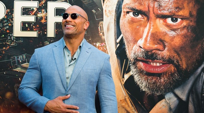 Dwayne Johnson durante el estreno de la película "Skyscraper"/ EFE