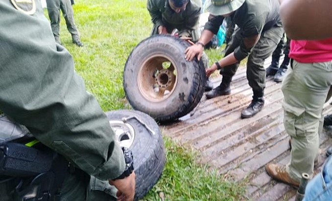 En llantas, así llevaban escondidos 89 kilos de base de coca en San José del Guaviare