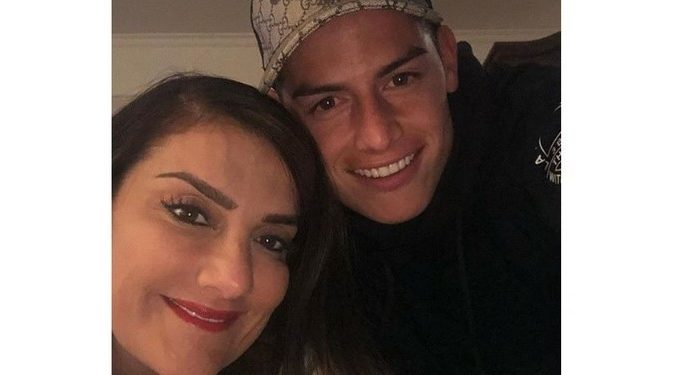 maria_del_pilar_rubio_y_james_rodriguez María del Pilar Rubio y su hijo, el jugador colombiano James Rodríguez/ Tomada de Instagram: @marjajua14