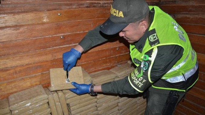 En un camión transportaban 219 paquetes de marihuana en Putumayo