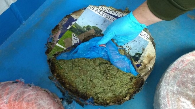 Abandonaron marihuana, coca y una pistola cuando notaron a la policía 1 marihuana1