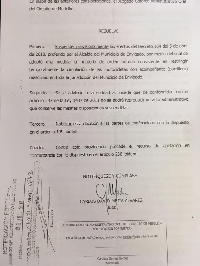 Suspenden provisionalmente la restricción al parrillero hombre en Envigado