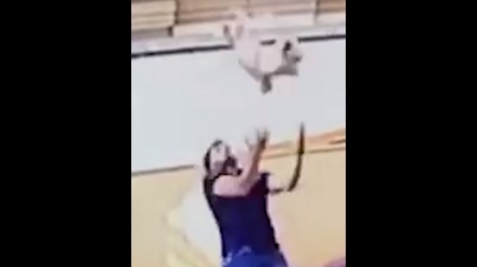 Captura tomada de Youtube: Rocky Cheng