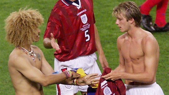 Colombia de amarillo e Inglaterra de rojo, como hace 20 años vestirán los equipos 1 pibe Beckham