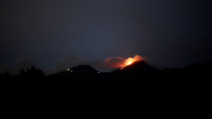Volcán de Fuego de Guatemala registra 26 explosiones y lluvia genera lahares