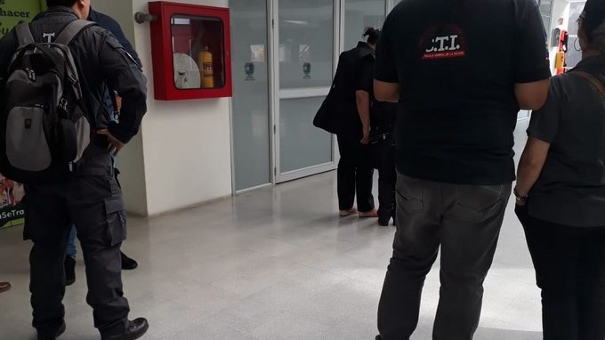 FOTOS: Funcionarios del CTI adelantan un allanamiento en varias oficinas de la Alcaldía de Barbosa 3 Funcionarios del CTI adelantan un allanamiento en varias oficinas de la Alcaldía de Barbosa