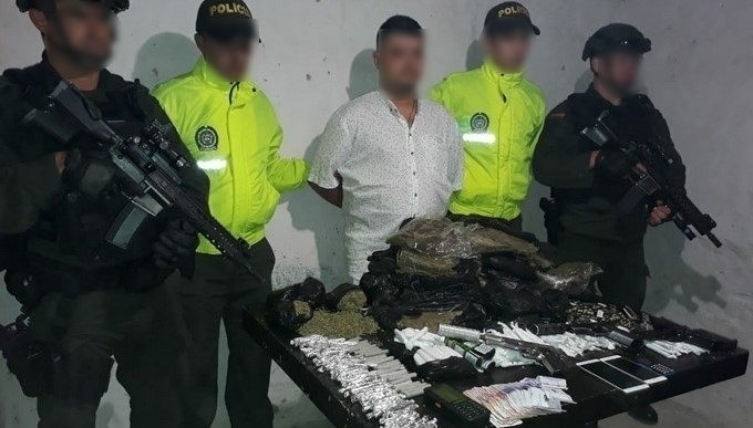 FOTOS: Siete asegurados de la Odin 'Robledo' fueron asegurados por conservar tres armas de fuego y 10 kilos de marihuana 2 Alias 'Cucho William'