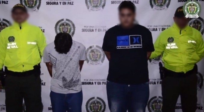 VIDEO: Alias 'Tronco' y 'Rodri', entre los capturados por cometer hurtos en Medellín 2 Alias 'Tronco' y 'Rodri', entre los capturados por cometer hurtos en Medellín