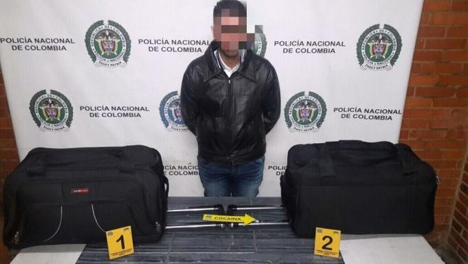 Sorprendieron en el aeropuerto El Dorado a un ciudadano venezolano con cocaína en su equipaje