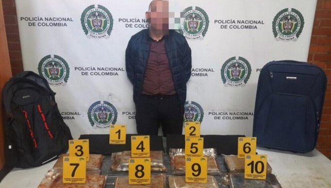 Sorprendieron en el aeropuerto El Dorado a un ciudadano venezolano con cocaína en su equipaje