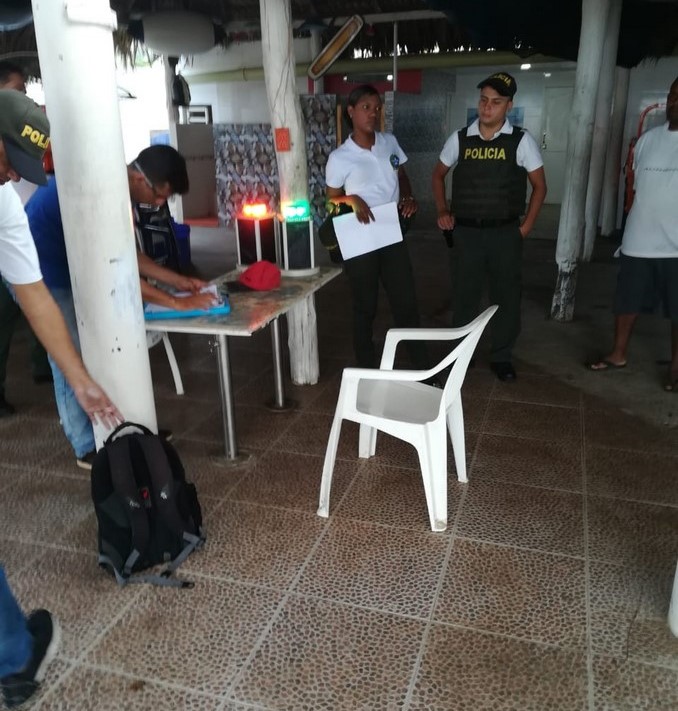 Autoridades recuperan elementos hurtados a boyas del canal de acceso a puerto en Cartagena