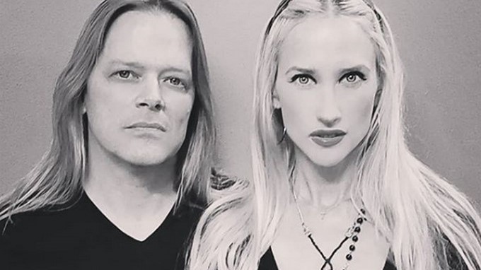 Blake Meahl y su fallecida esposa, Jill Janus de la banda de heavy metal Huntress/ Tomada de Instagram: @jjhuntress