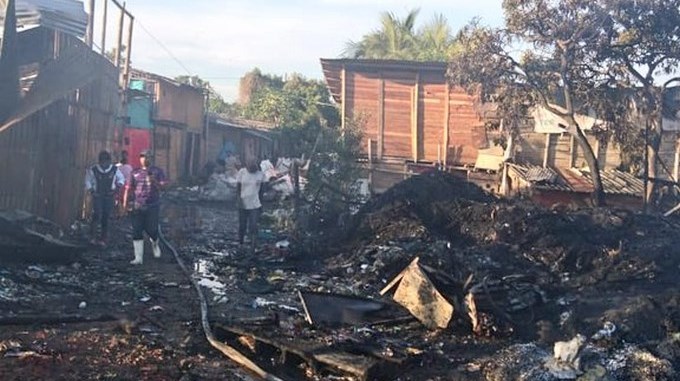 Controlan incendio en Cali que afectó 6 bodegas y 12 viviendas