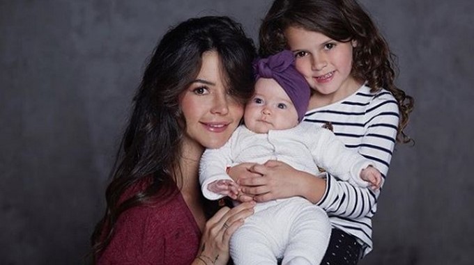 Maleja Restrepo y sus hijas Macarena y Guadalupe/ Tomada de Instagram: @cleal91 .