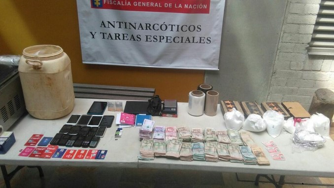 VIDEO: Asegurada pareja investigada por traficar cocaína desde Medellín hacia el Occidente y Norte de Antioquia 2 Asegurada pareja investigada por traficar cocaína desde Medellín hacia el Occidente y Norte de Antioquia