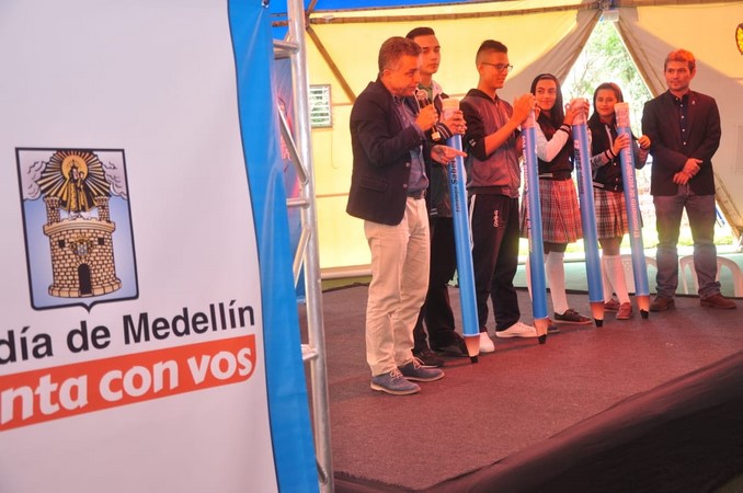 Los beneficios y la gran sorpresa que recibirán los mejores en las Pruebas Saber 11°