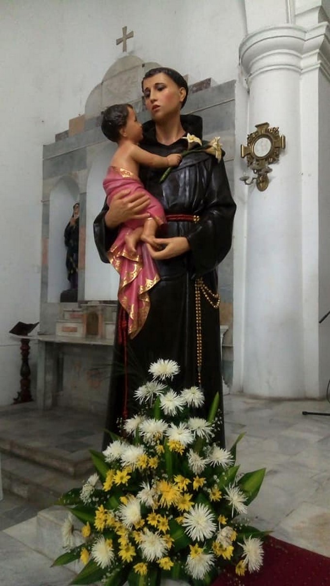 ¿Exceso de maquillaje? La restauración de imagen religiosa que causó indignación en Soledad