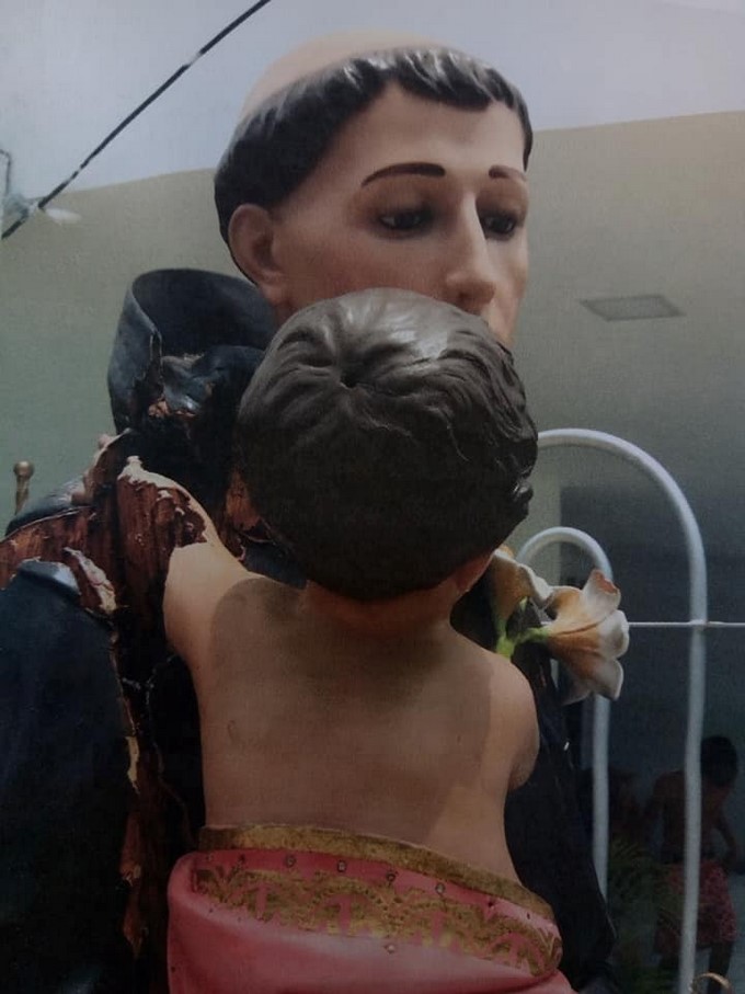 ¿Exceso de maquillaje? La restauración de imagen religiosa que causó indignación en Soledad