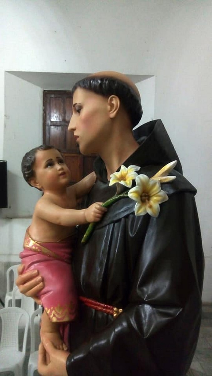 ¿Exceso de maquillaje? La restauración de imagen religiosa que causó indignación en Soledad