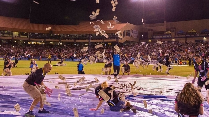 Las vegas light fc llovio dinero