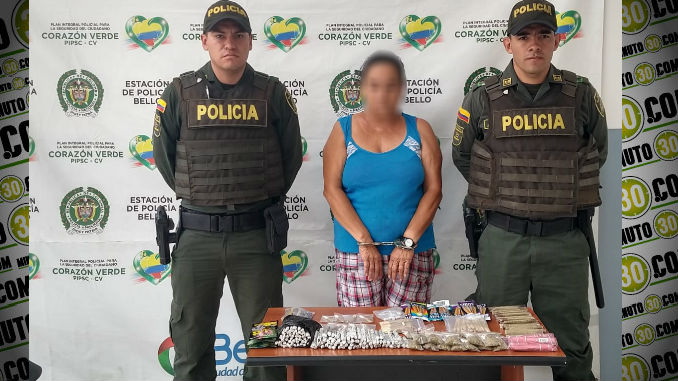 Capturada en Bello con gran cantidad de marihuana 1 Mujer_capturada_Bello