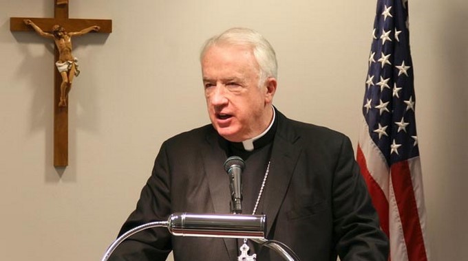 Aceptan renuncia de obispo de EEUU acusado de abusos sexuales a menores