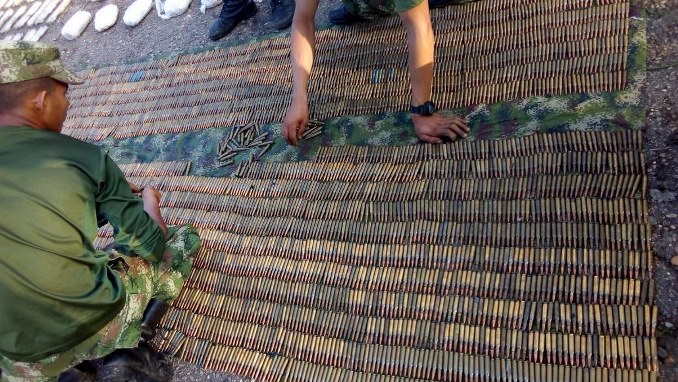 Duro golpe contra el 'Clan del Golfo'. Incautaron arsenal de guerra y cocaína en El Bagre