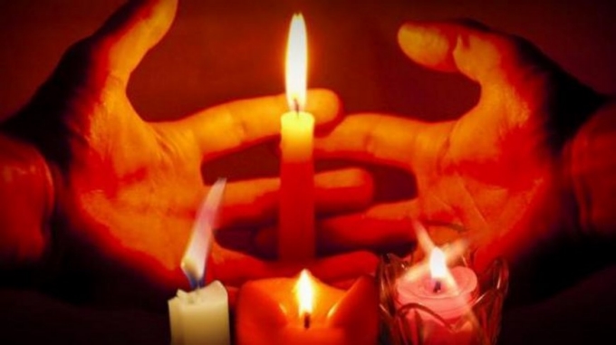 A un policía le sacaron los ojos estando vivo como ingrediente para una capa de invisibilidad en Nigeria