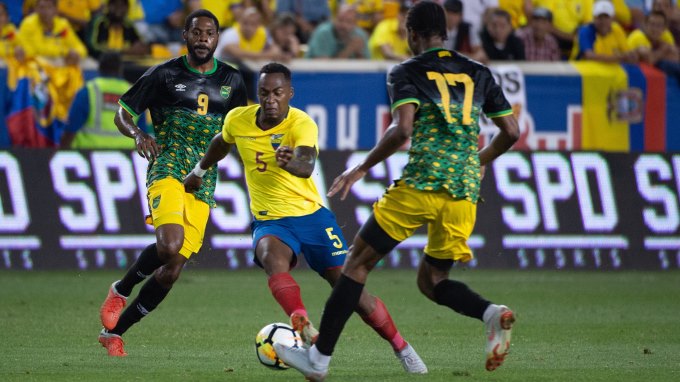 "Bolillo" Gómez debuta con triunfo de Ecuador sobre una discreta Jamaica 2 ecuador1