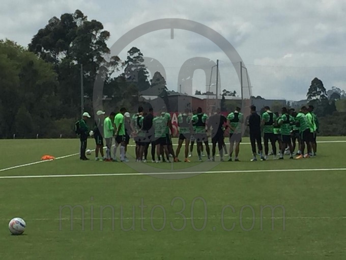 Herrera prepara próximo partido sin varios de los suyos 3 entrenamiento de atletico nacional 3 Copiar2