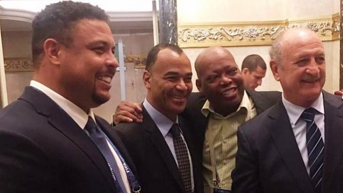 faustino-tino-asprilla-y-scolari-ronaldo-y-cafu-Copiar