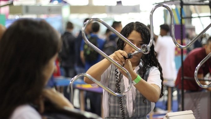 En Medellín adelantana feria de educación superior, denominada Feria Avanza al siguiente Nivel