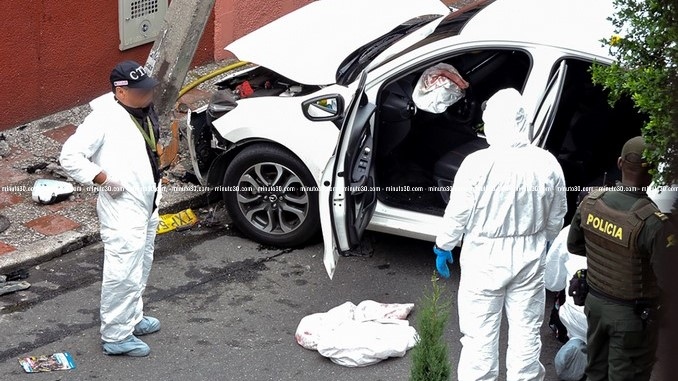 FOTOS: Así fue la inspección técnica del cadáver de la mujer asesinada en Envigado 6 Homicidio_Mujer_Envigado_10.jpg