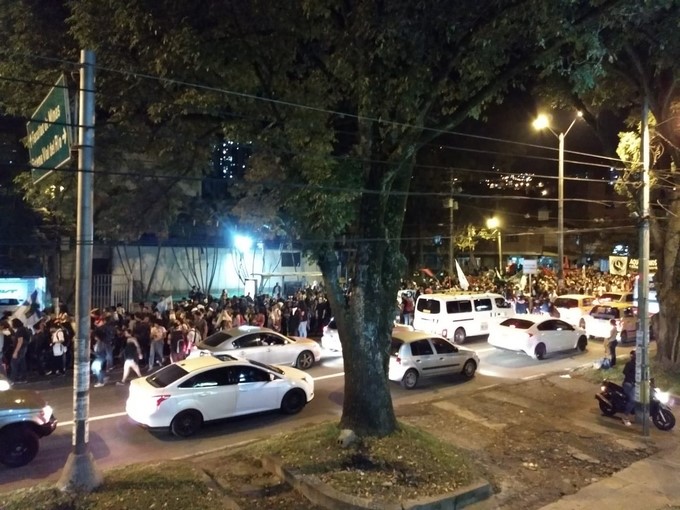 FOTOS: Nuevamente universitarios salen a marchar por las calles de Medellín 5 Manifestacion ciudadana en la 80 4