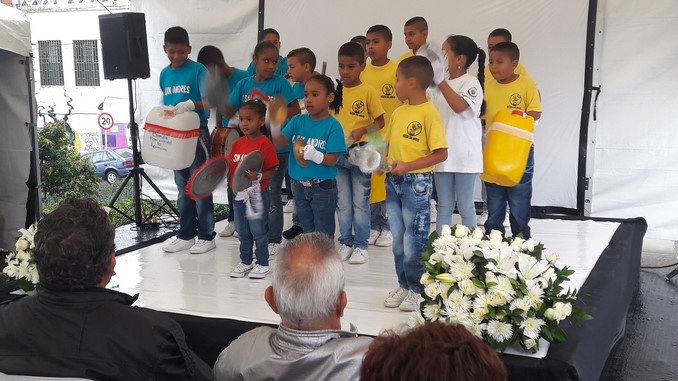 En San Antonio de Prado, en Medellín, se le rindió un homenaje al líder asesinado José Abigail Caro