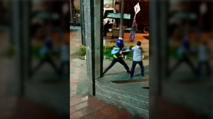 Pelea_procedimiento_Transito