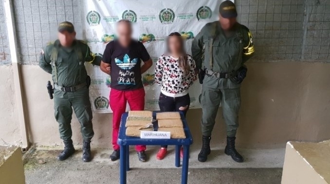 A un hombre y a una mujer los capturaron en flagrancia con 4.000 gramos de marihuana