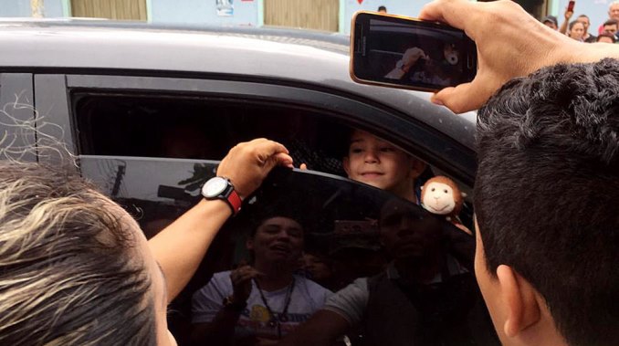 Reencuentro Cristo José Contreras con su mamá
