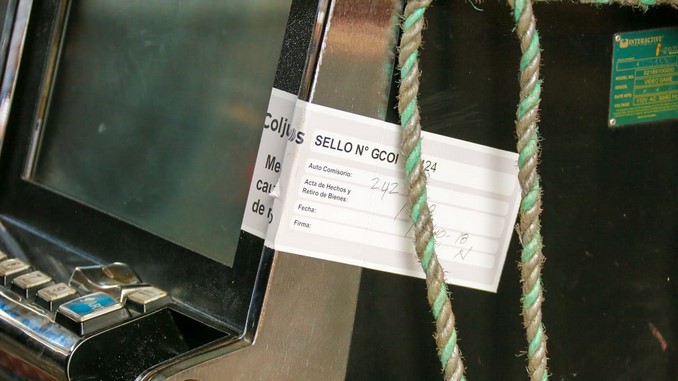 En la Comuna 4 de Medellín las autoridades incautaron 35 máquinas tragamonedas