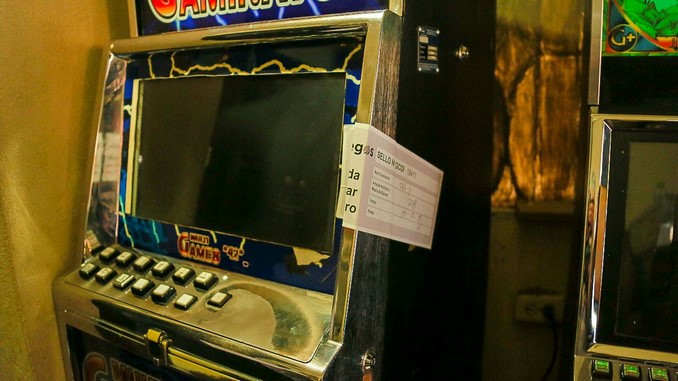 En la Comuna 4 de Medellín las autoridades incautaron 35 máquinas tragamonedas