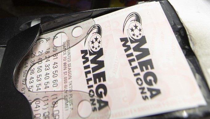 Este premio se ha ido generando de manera paulatina desde el pasado 24 de julio, cuando al no haber ganador comenzaron a acumularse las ganancias, una situación que se ha prolongado hasta la fecha, generando el ansiado premio. EFE/Archivo