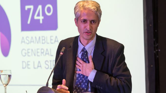 El periodismo y los buscadores de internet estarán unidos para siempre, según Google