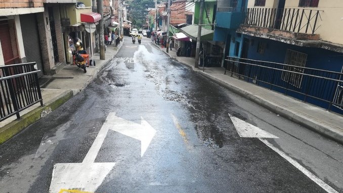 Habitantes de Villatina piden una rápida intervención por daño en tubería de aguas residuales