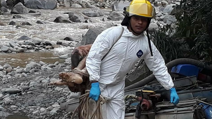 Bombero_Cuerpo_rio_Porce_1