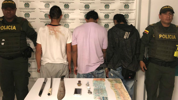 Ladrones_Bus_Caldas_1