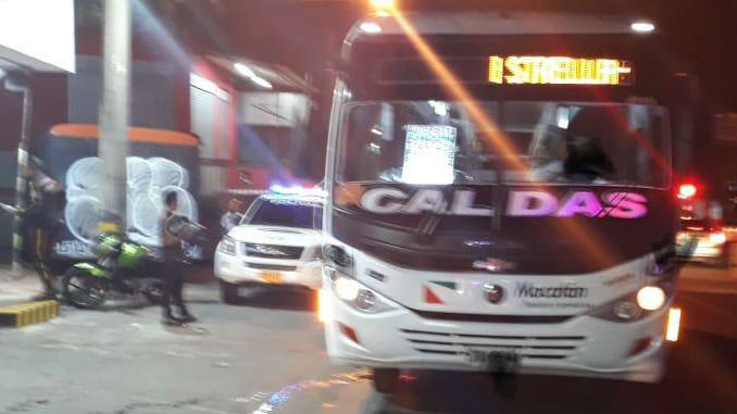 Ladrones_Bus_Caldas_2
