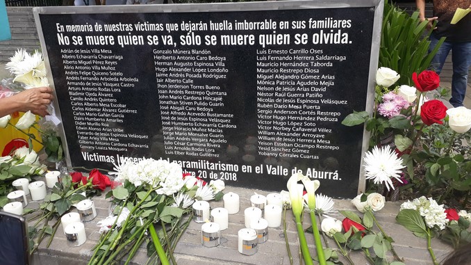 Victimas_Paramilitares_MEdellin_3