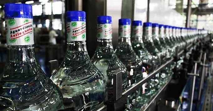 Fabrica de Licores de Antioquia y del Valle del Cauca buscan aliarse para trabajar juntos